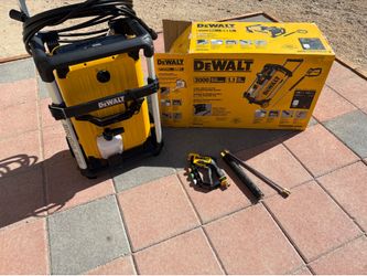 Dewalt 3000psi pressure washer -DWPW300