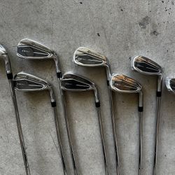 Taylormade Qi Irons Righthanded 