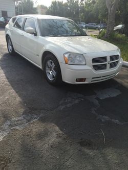 2005 dodge magnum