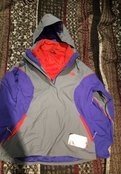 New The North Face women's winter jacket