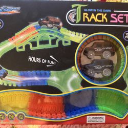 Glow In The Dark Kids Track Set 