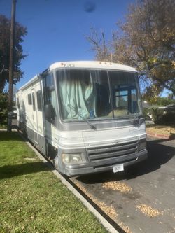 motorhome RV Pace Arrow Fleetwood 1999