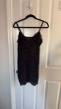 Forever 21 black floral lace dress