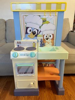 Bluey kitchen (16 pieces included)