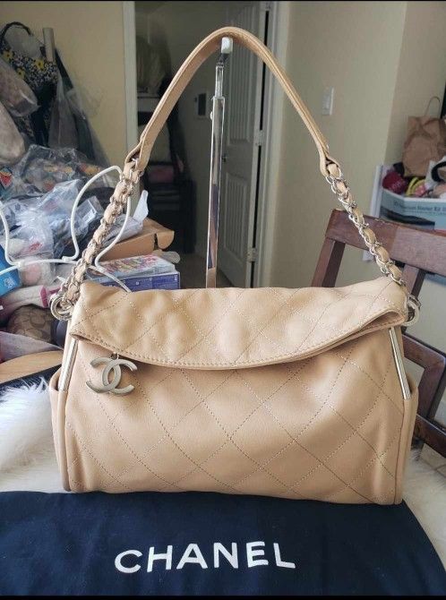 Chanel CC Quilted Soft Lambskin Hobo/shoulder Bag- USED(PRE-LOVED