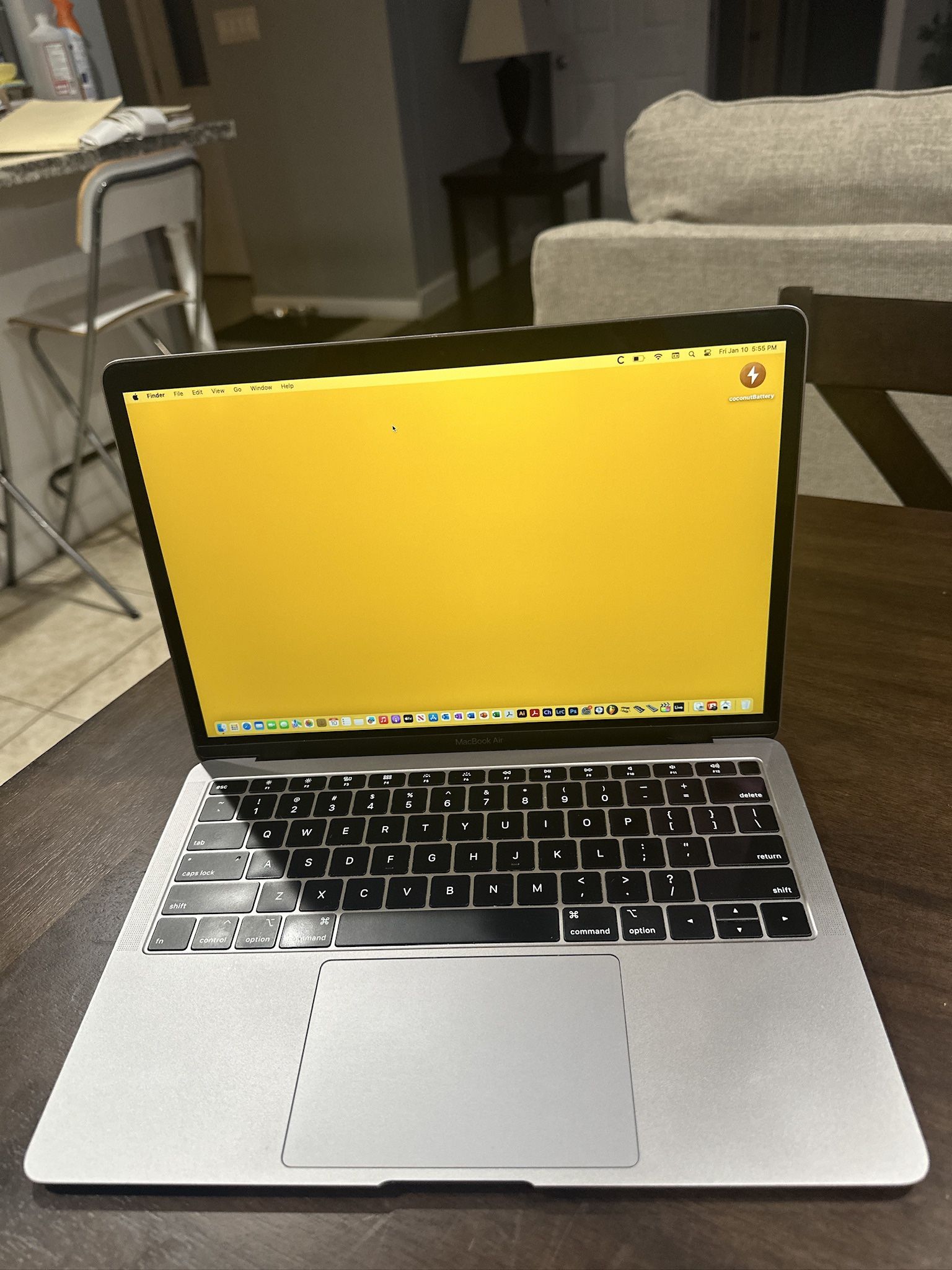 APPLE MACBOOK AIR 13” i5/ 16GB/ 256GB SSD! LOADED!
