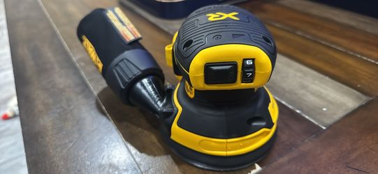 Sander XR 