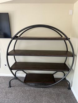 Circular shelving