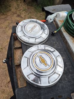 1973-80  C10 center caps