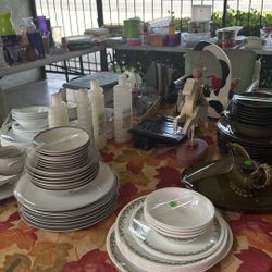 3 Plate Sets MUST GO !! 