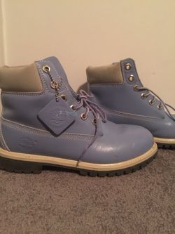 Blue leather Timberlands Size 6M