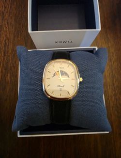 Noah x Timex Oval Moon Phase Watch Gold Tone Black Leather Strap - Brand New