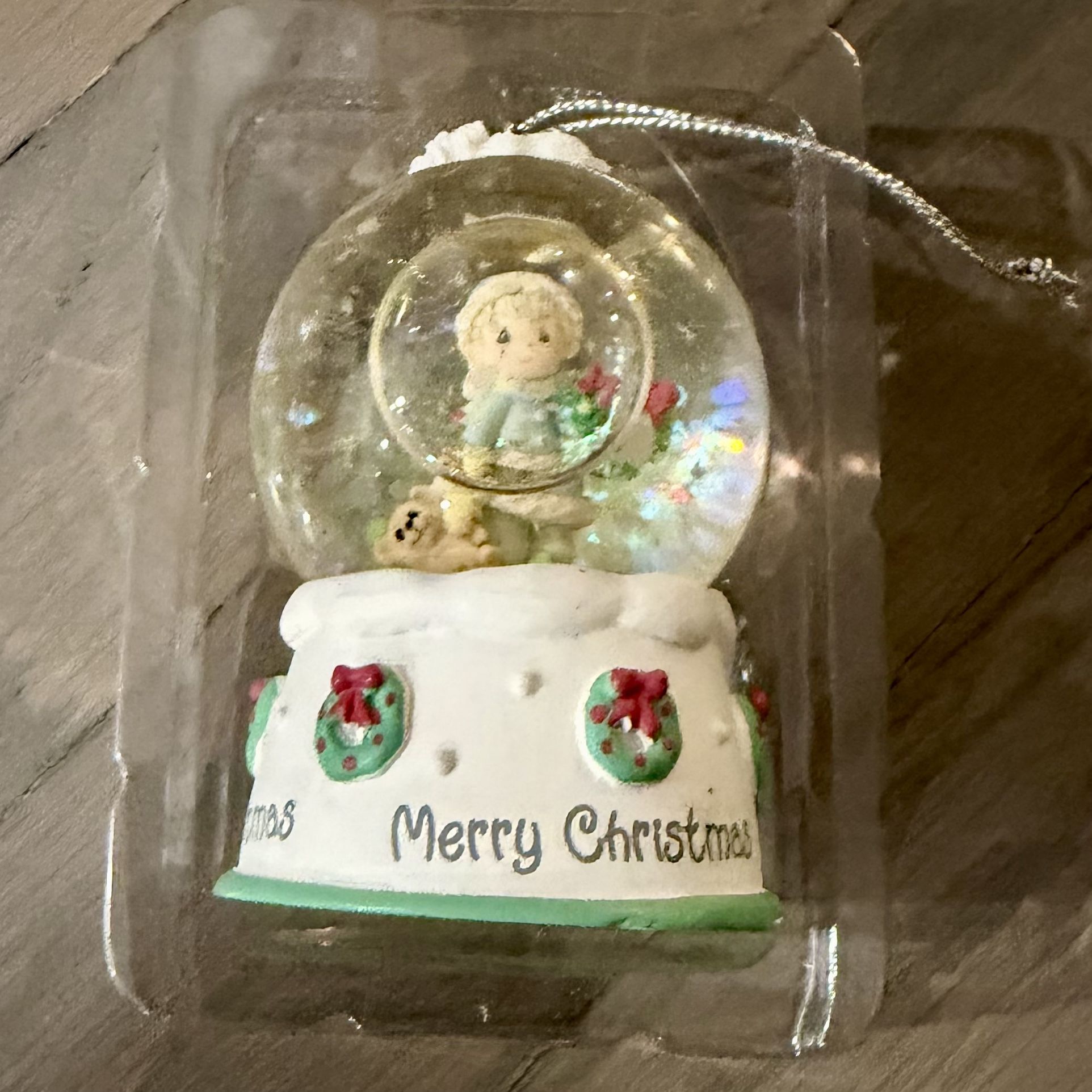 NEW - Precious Moments Christmas Tree Ornament - Adorable Mini Snow Globe