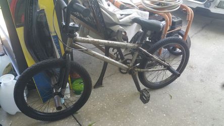 20 inch BMX bike MirraCo Black Pearl Dave mirrayew wteeon the most gold medals in X game ever for Sale in Clermont FL OfferUp