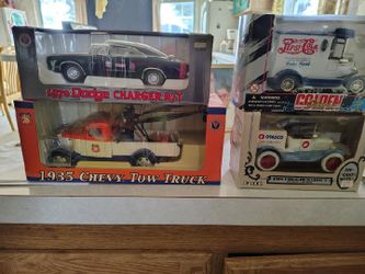 Collectibles old model cars,trucks