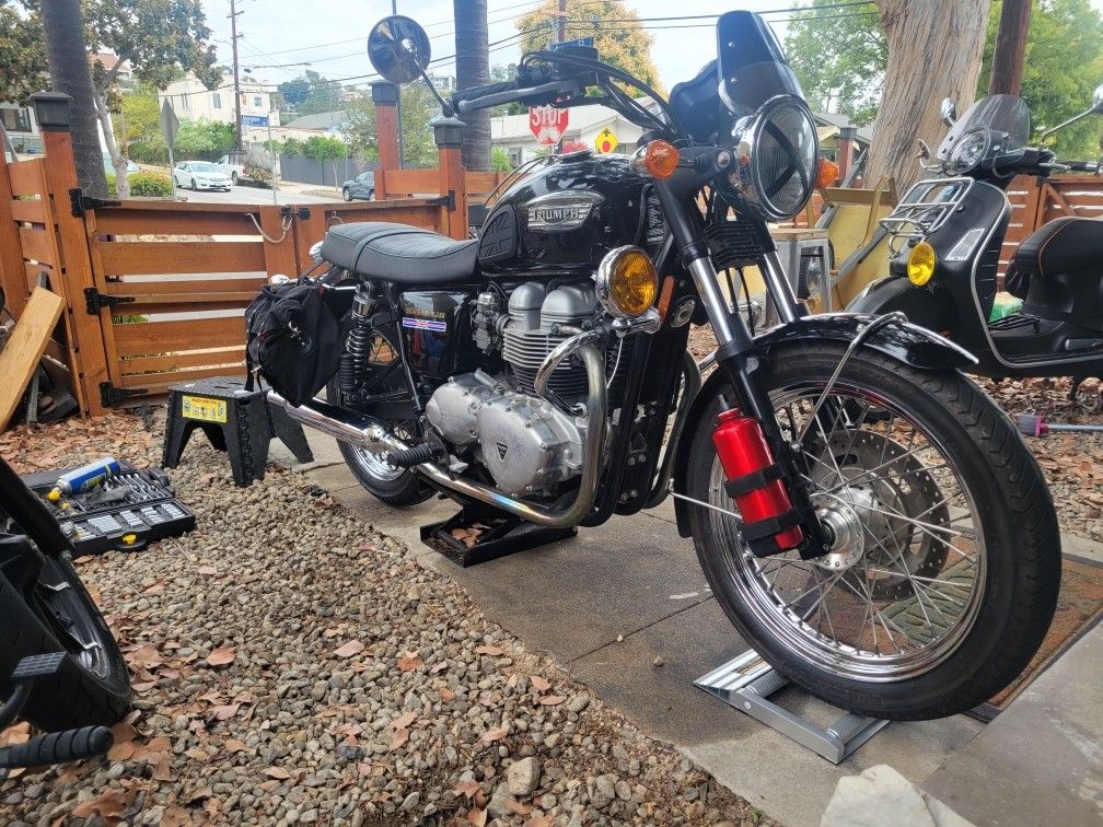 2003 Triumph BONNEVILLE T100