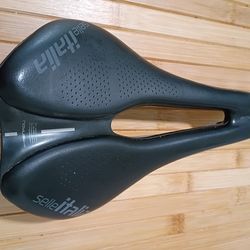 Selle Italia Novus Boost Evo superflow L3 TI 316 , 245X145  200g