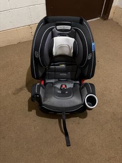 Car seat for kids used