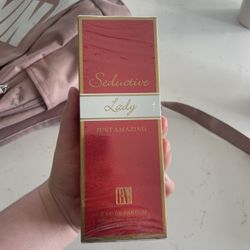 Lady’s Perfume 