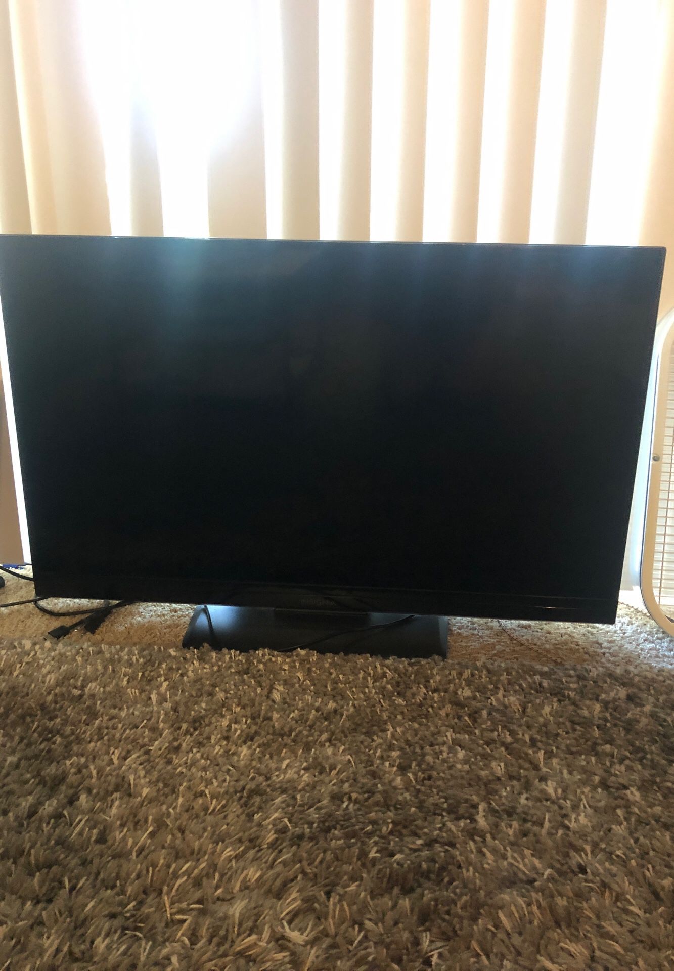 39 inch insignia TV