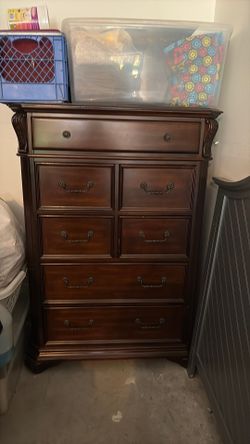 Chest of Drawers