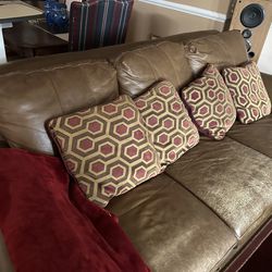 BROWN LEATHER SOFA/SECTIONAL SET 