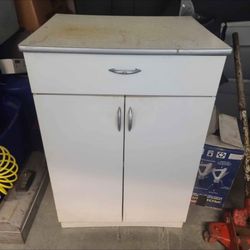 Metal Tool Cabinet 