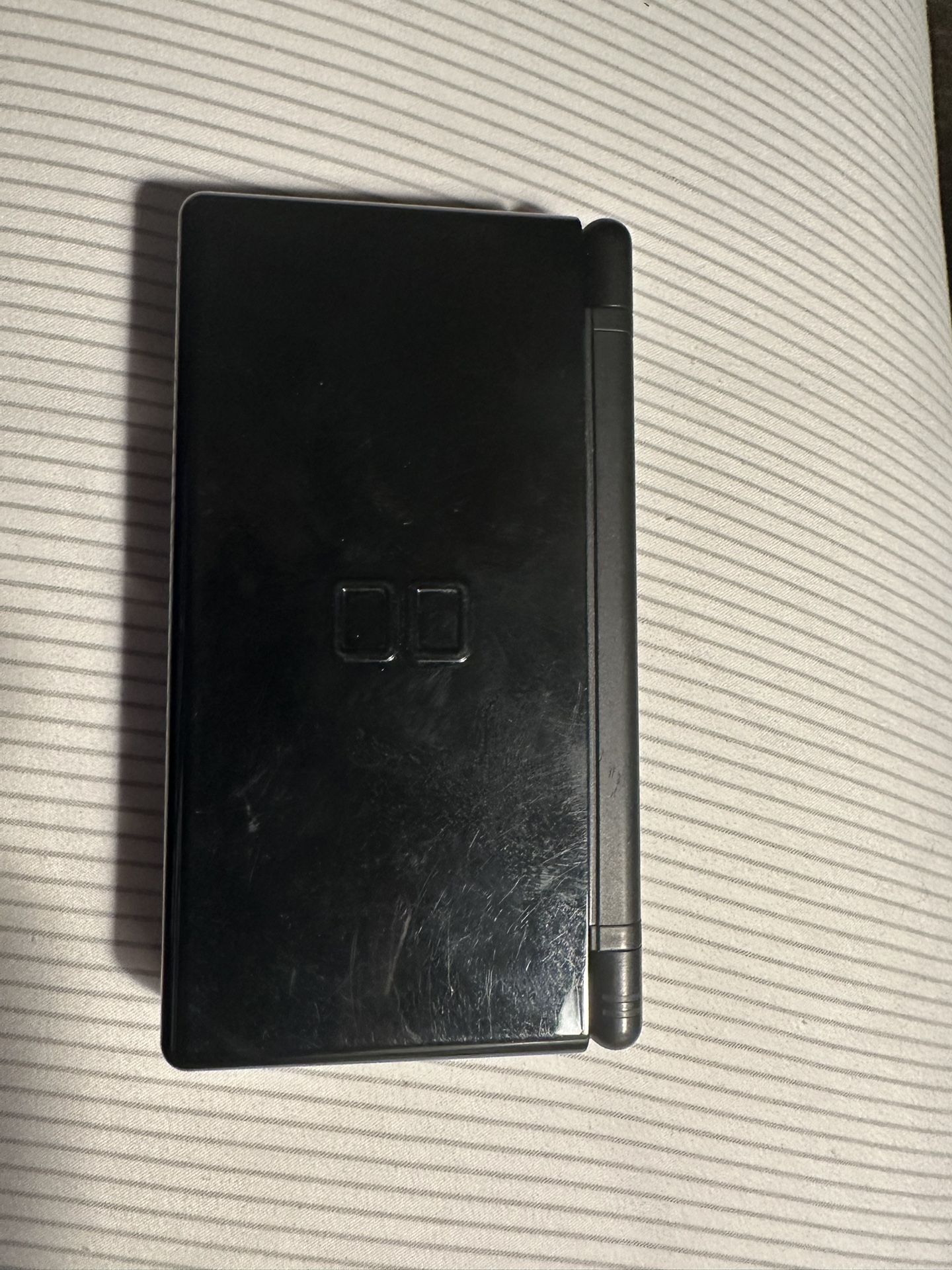 Nintendo DS Lite