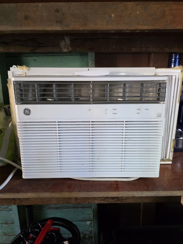 12000 BTU Window AC
