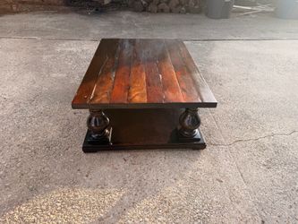 Bernhardt Freeport Cocktail / Coffee Table – Item #463-021