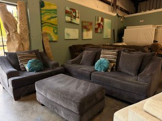 Sofa Set w/ Ottoman ⚠️ $450 Total