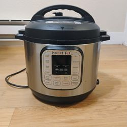 Instant Pot Duo - 6qt + Inner Pot