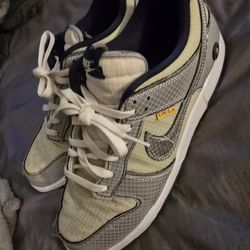 Nike Dunk Low Pistachio Size 11.5