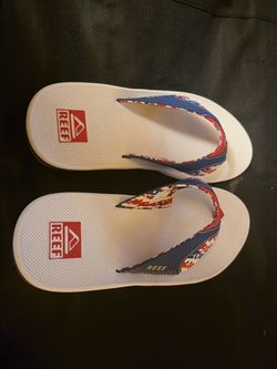 Reef Sandals Red White and Blue asize 9