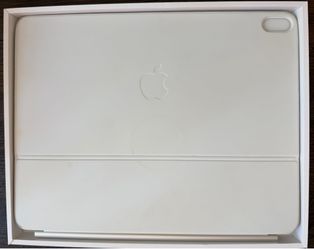 Apple iPad Magic Keyboard White for iPad Air 13-inch M2/M3/M4 - Model A3340 - With Box