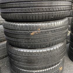4 Llantas Usadas 235/60/17 1 Hankook Y 3 Nexen $220 Las 4
