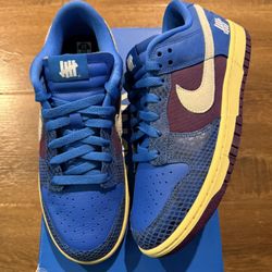Nike Dunk Low Undefeated Size 8