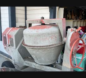 Steel Concrete Mixer