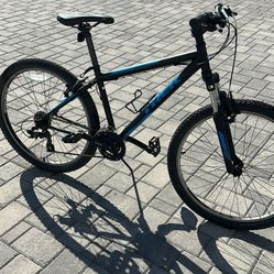Trek 820 16”