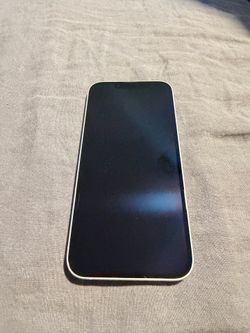 Factory Unlocked Apple iPhone 16e 128GB Black MD0D4LL/A