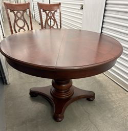 Round Pedestal Dining Table with Leaf and 6 Chairs