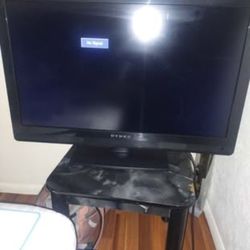 32" Dynex Tv