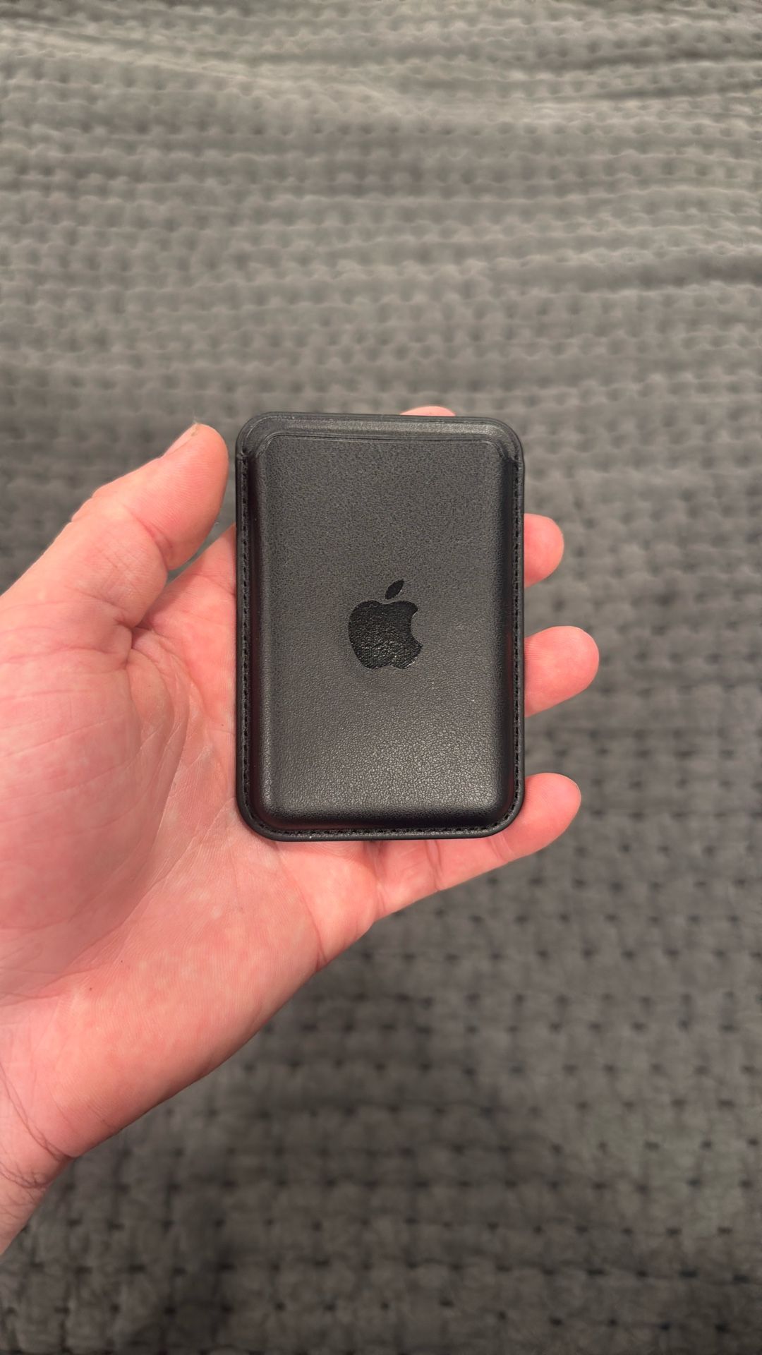 Apple Wallet Brand New