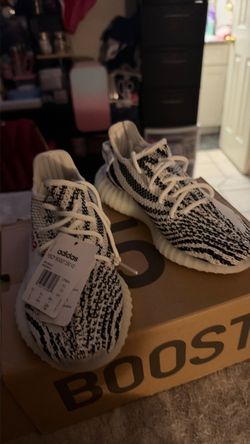 Yeezys Boost 350  V2