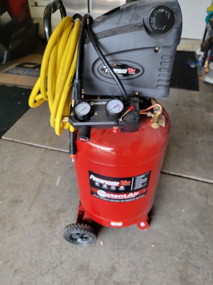Powermate 20 Gallon Air Compressor With Hose