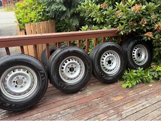 Kuhmo LT 245/75 R16 tires/wheels