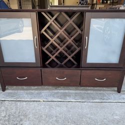 Credenza 