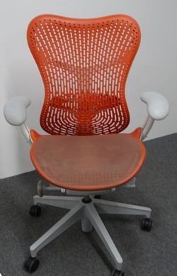 Herman Miller Mirra 2 Office Desk Gaming Chairs