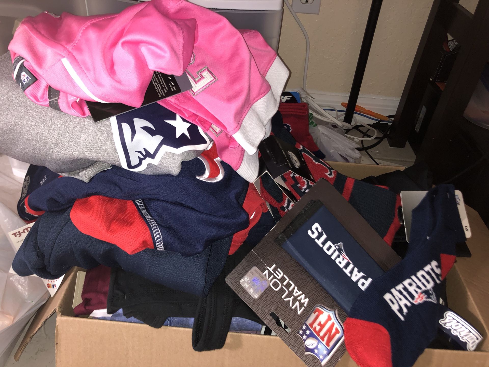 All brand new patriots and Red Sox items￼