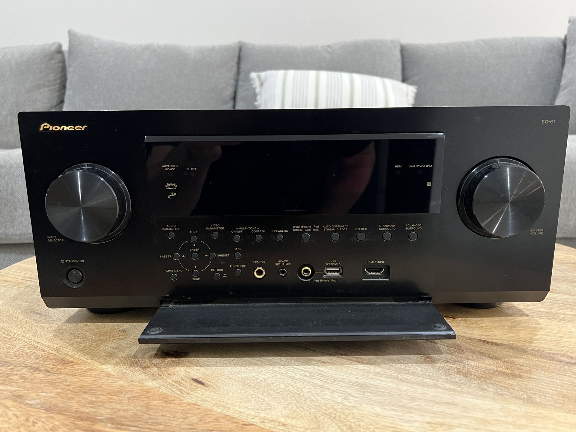 Pioneer Elite SC-61 receiver